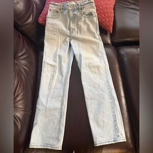Abercrombie & Fitch Women's Light Blue Ultra high rise 90’s Straight Jeans